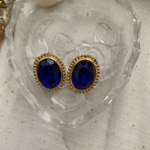 VINTAGE GOLD Stone stud earrings